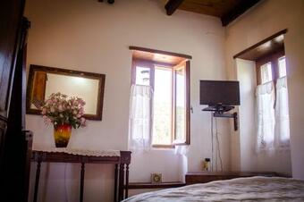 Gioia Traditional House