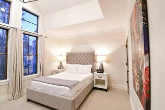 2br Townhome On Resort Middle Unit 8209