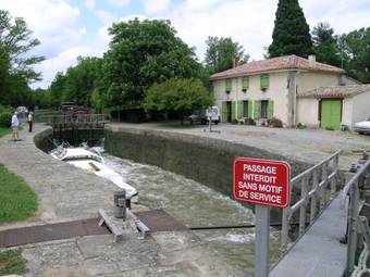 Boat Canal Du Midi Villedubert