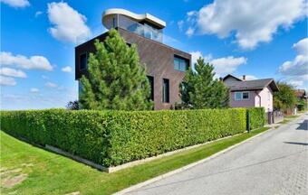 Beautiful Home In Klostar Ivanic With Outdoor Swimming Pool, Sauna And Wifi