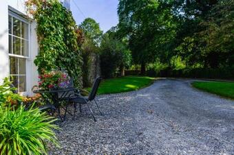 Brooklawn House Bed And Breakfast