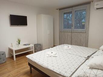 Grafit Apartmanok