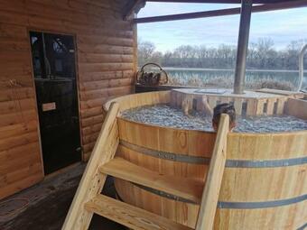 V�zparti Apartmanh�z