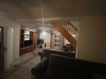 Villa Hoxha Brezovic�