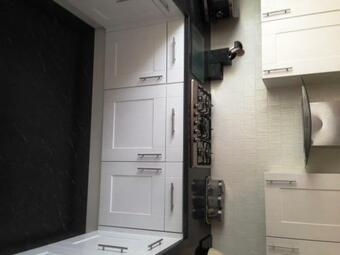 Woodpecker Lodge - Timber Lodge With Hot Tub