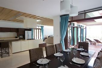 Amatapura Beachfront Villa 14