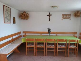 Getaway "at The Three Lights"