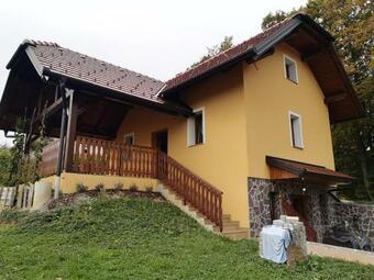 Holiday Home Blue Sky