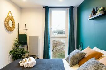 Fabulous Apartment Right In The Town Centre