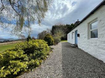 Lower Hilton Cottage