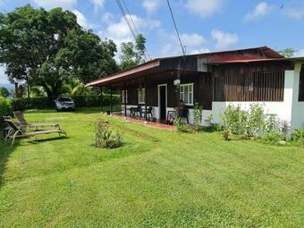 Caba�a Y Rancho Los Rojas