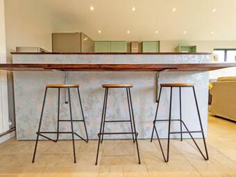 White Walls - Emsworth