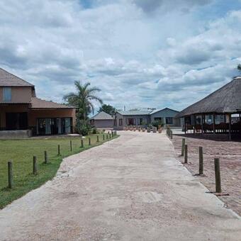 Hotel Tebukhosi Lodge