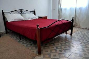 Jolie Villa Typique Avec Piscine Et Sans Vis � Vis