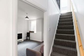 Hengoed House By Propertri