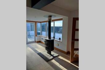 Ashleigh House Central Location