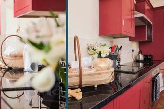 Villa Clover Barn - Luxury Cotswold Home - Sleeps 6 - Dog Friendly