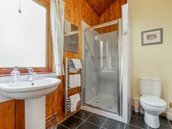 Holiday Home Kerrow House C