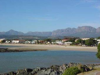 Hostal Le Bay Lodge