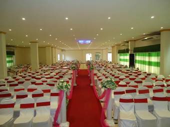 Green Grass Hotel & Restaurant