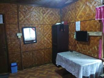 Hostal Lembah Biru Lagoon