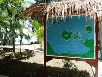 Hostal Sea World Club Beach Resort