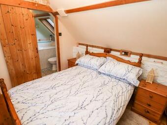 Old Blacksmiths Cottage