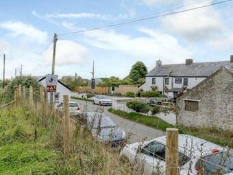 Plough And Harrow 1- Uk33761