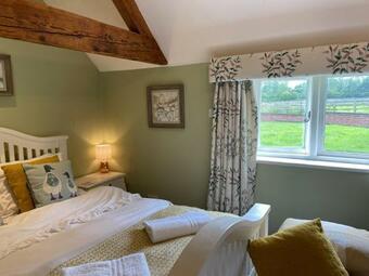Idyllic Suite At Lower Fields Farm