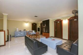 Hotel Oyo 90145 D'sofwa Inn