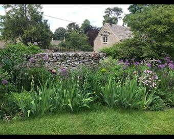 The Cotswolds Coach House
