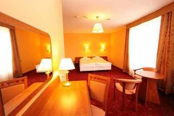 Posada Okr?glak Residence