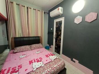 The Handz House II With Wifi - For Family Or Same Gender Only