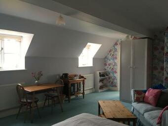 Bed & Breakfast Dragonfly Cottage, Rattlesden