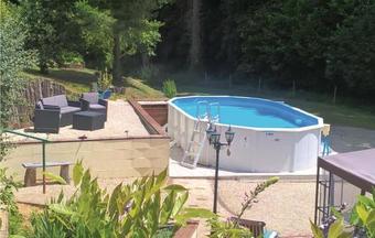 Apartment Ellesmere House