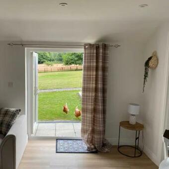 Apartamento Haven Oaks - Self Contained Rural Lodge 1