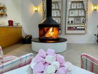 The Dairy Barn, Fireplace, Pet Friendly