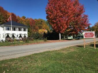 Big Axe Bed & Breakfast