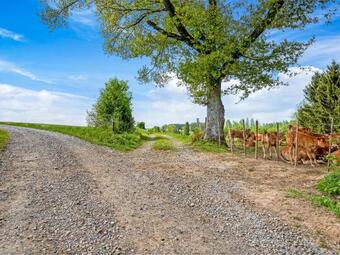 Comfortable Cottage In Ligni�res With Garden And Pond