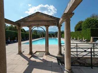 Apartment Chateau Des Gipieres Montbrunlesbains IV