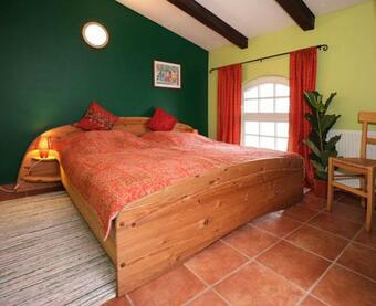 Apartamento Ferienwohnungen-am-schloss-wohnung-4-der-hund