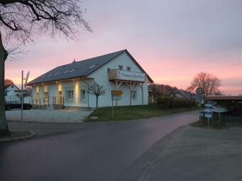 Hostal Pension Caf� Nina