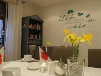 Hostal Pension La Rose