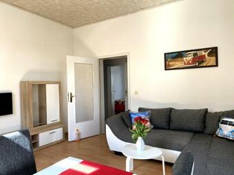 Apartamento Pirna/dohna, 2 R.-wohnung In Mehrfamilienhaus