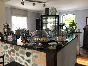 Hostal Alte Schule Caf� Und Pension