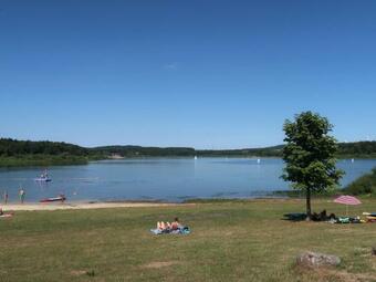 Ferienhaus Am See West100
