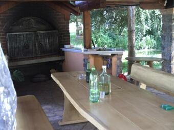 Apartamento Gacka Idila