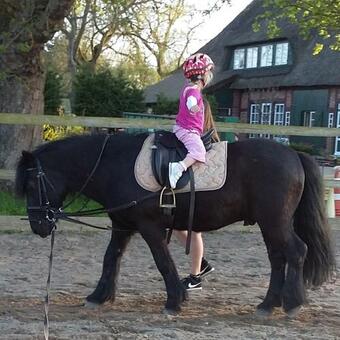 Apartamento Kr�ger-hof L�bbersdorf