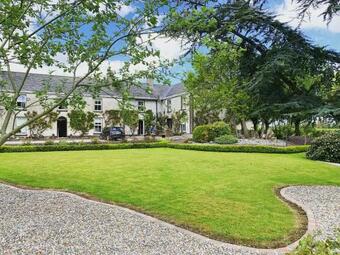 Hostal Inch House Ireland - Guest Rooms