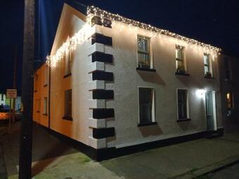 3 Bed Corner Terrace House By The Sea Wicklow Town